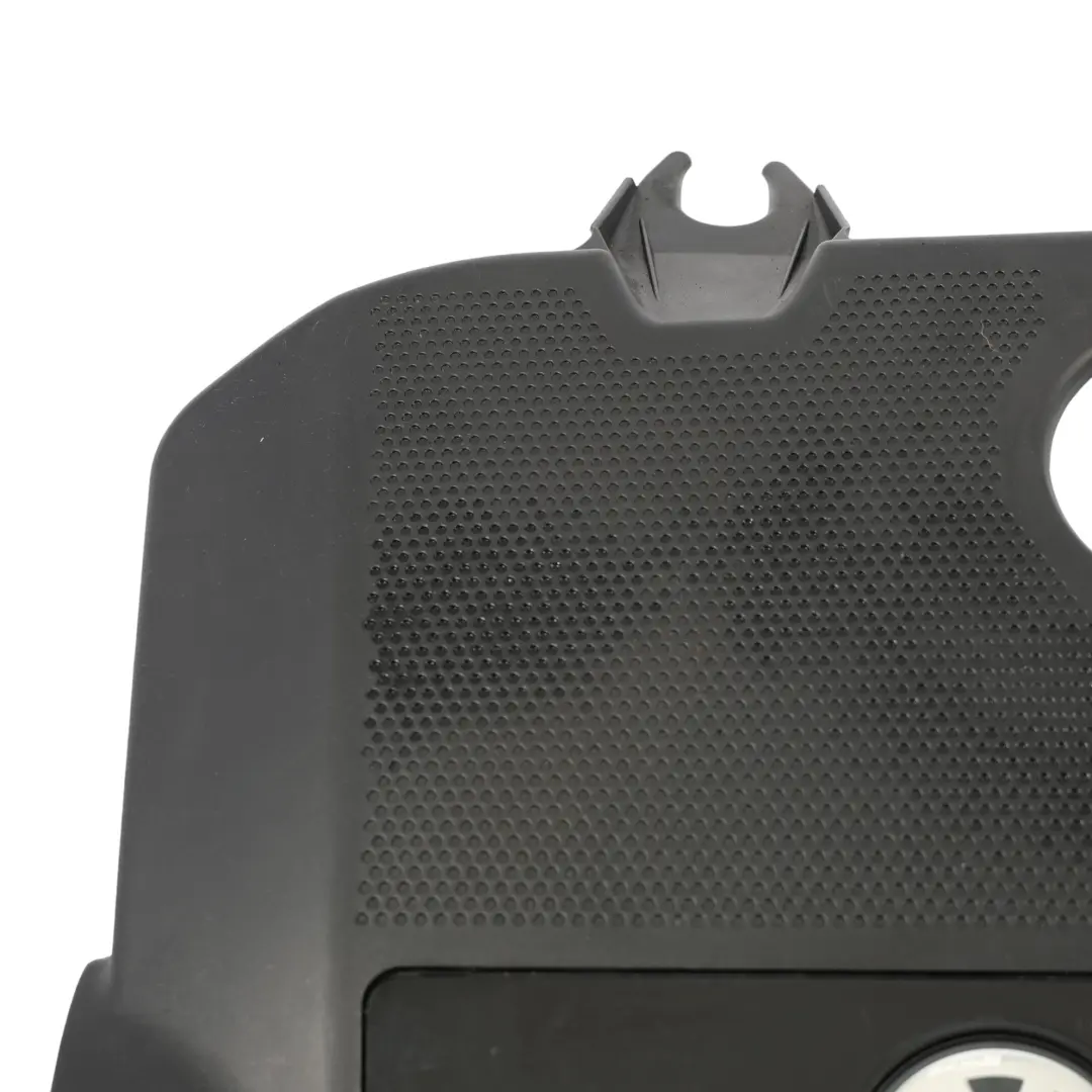 Cubierta Motor Panel para Volkswagen New Beetle 1.9 TDI Diesel con número de pieza 038103925BB Volkswagen New Beetle 1.9 TDI Diesel Cubierta Motor Panel - SKU 038103925BB - Número de pieza 038103925BB