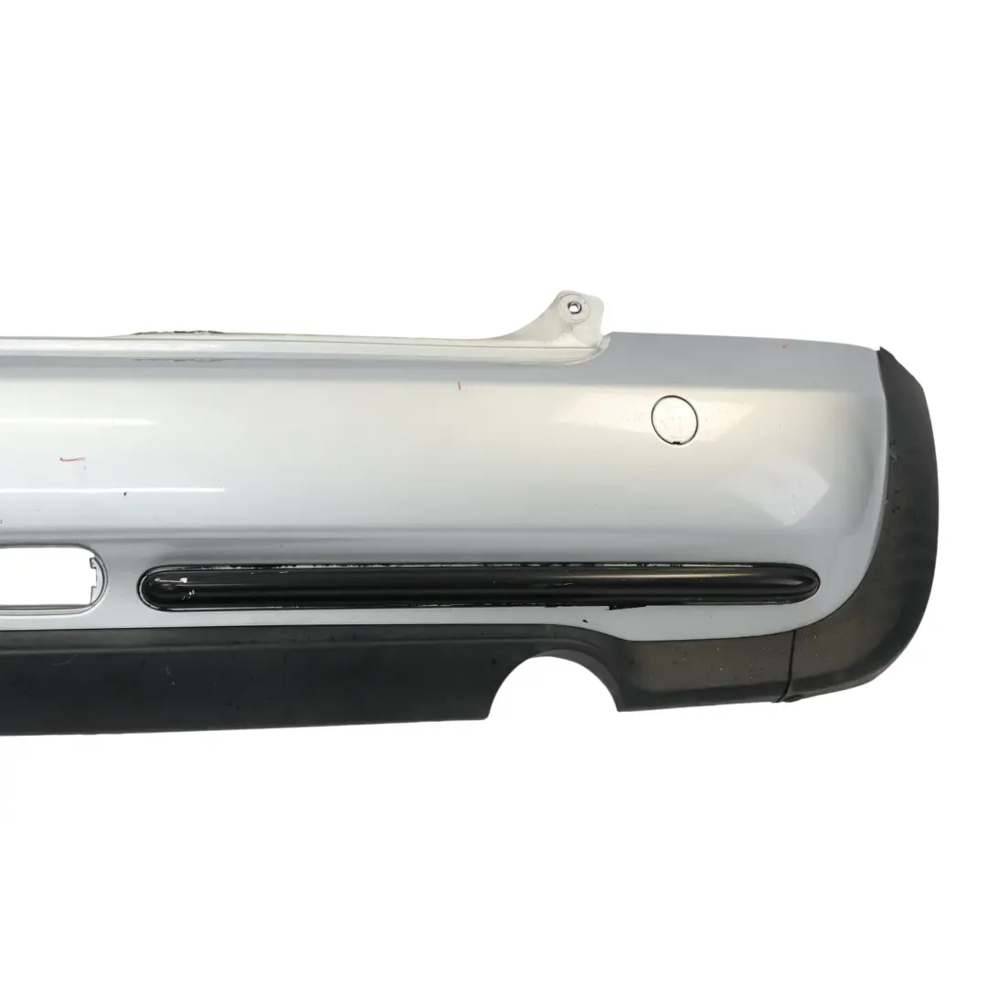 Paraurti Posteriore Pure Silver Metallic - 900 per Mini Cooper R50 con numero di parte 0393501 Mini Cooper R50 Paraurti Posteriore Pure Silver Metallic - 900 - SKU 0393501-PS - Numero di parte 0393501