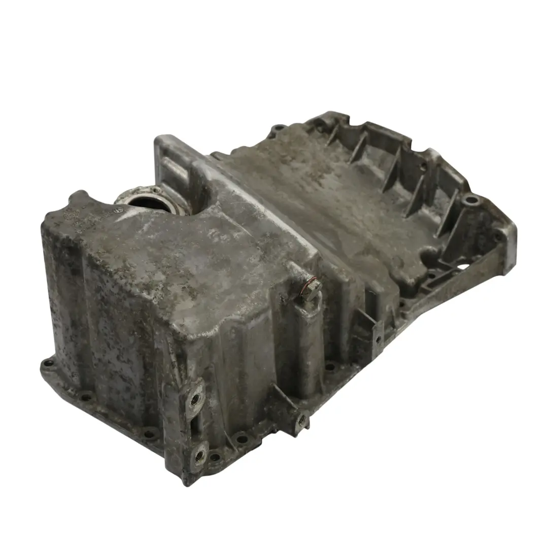 CAGA Cárter De Aceite Para Motor Diesel para Audi A4 B8 2.0 TDI con número de pieza 03L103603D Audi A4 B8 2.0 TDI CAGA Cárter De Aceite Para Motor Diesel - SKU 03L103603D - Número de pieza 03L103603D