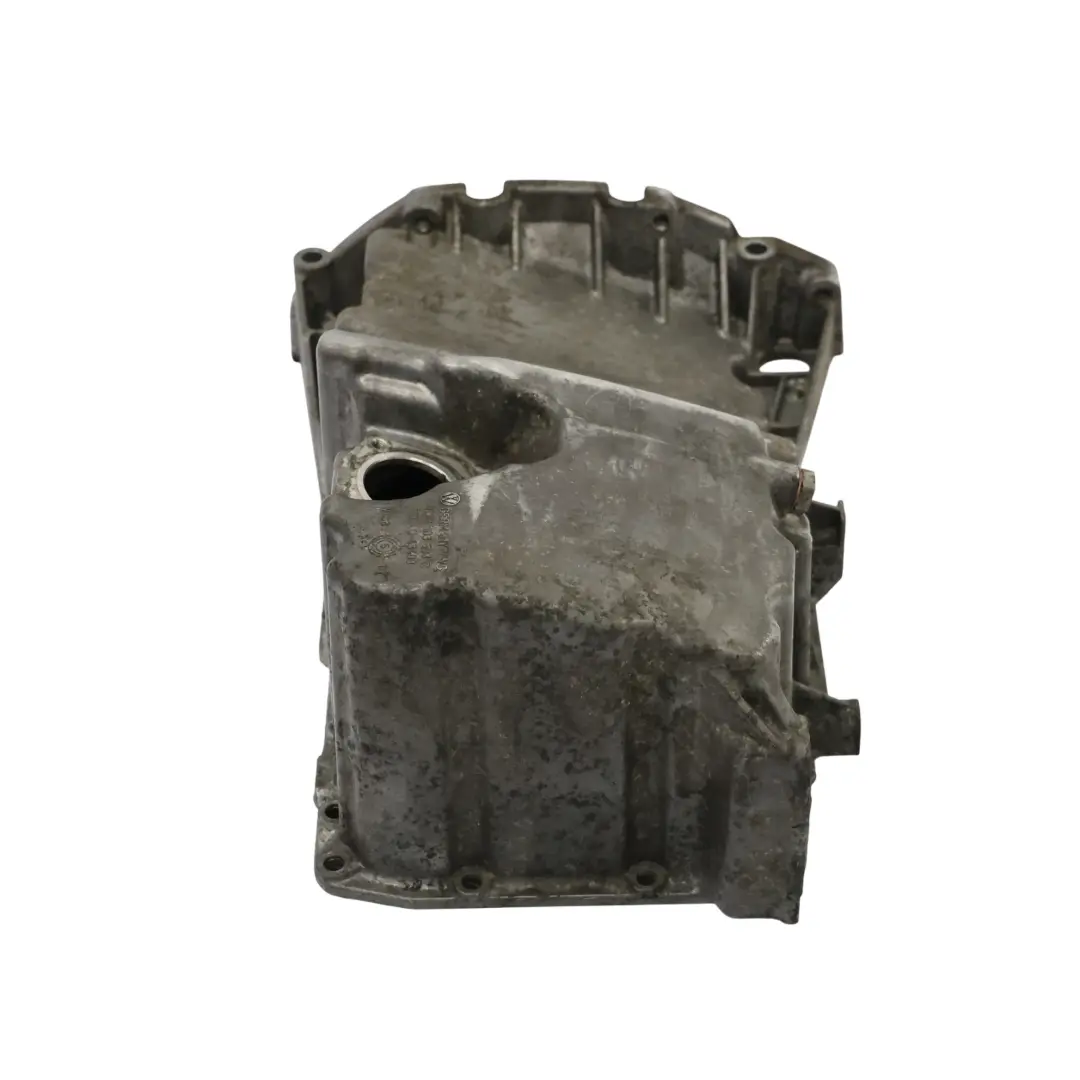 CAGA Cárter De Aceite Para Motor Diesel para Audi A4 B8 2.0 TDI con número de pieza 03L103603D Audi A4 B8 2.0 TDI CAGA Cárter De Aceite Para Motor Diesel - SKU 03L103603D - Número de pieza 03L103603D