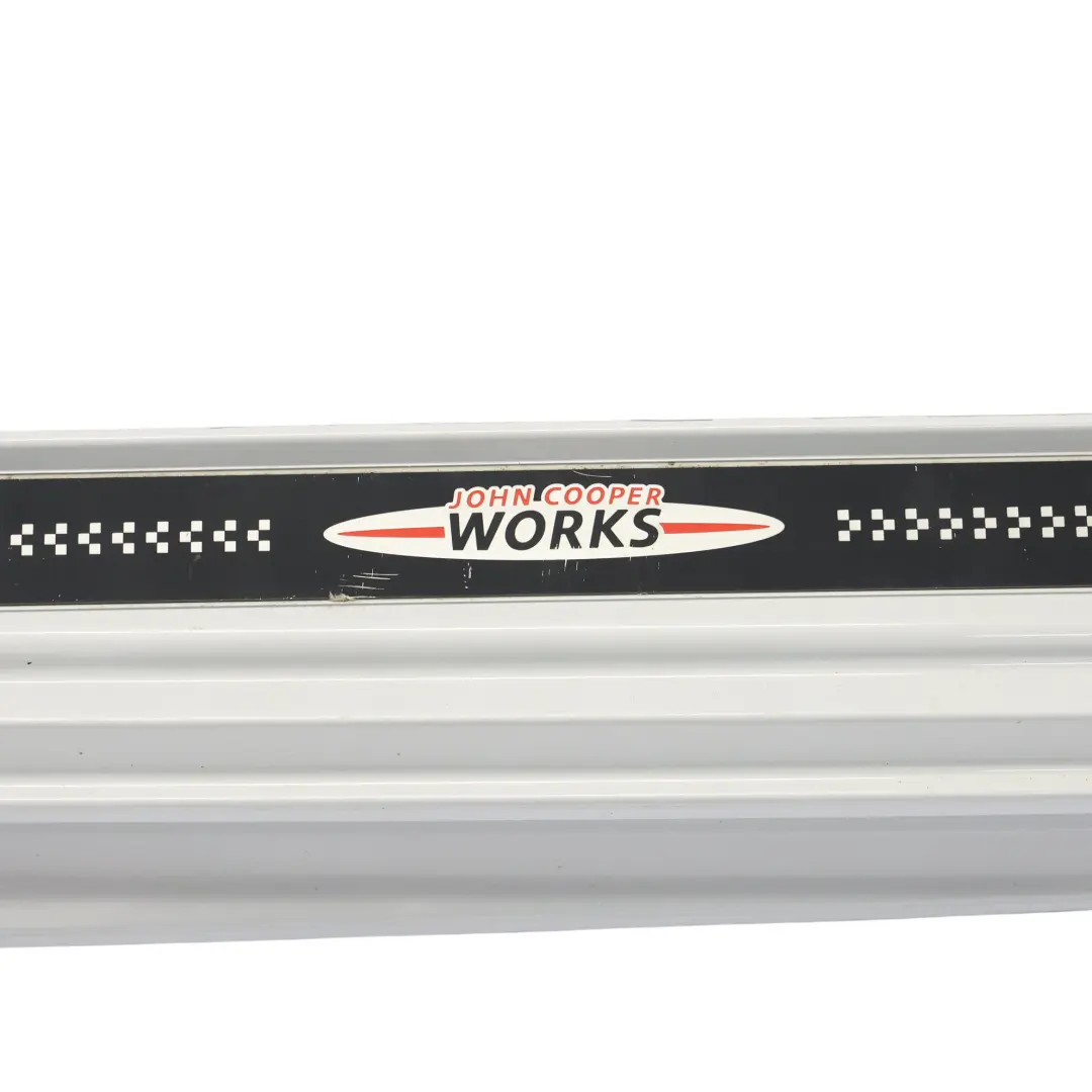 Side Skirt Mini R56 R57 JCW Right Door Sill O/S White Silver Metallic - A62 to with Part number 0404114 Side Skirt Mini R56 R57 JCW Right Door Sill O/S White Silver Metallic - A62 - SKU 0404114-WS - Part number 0404114