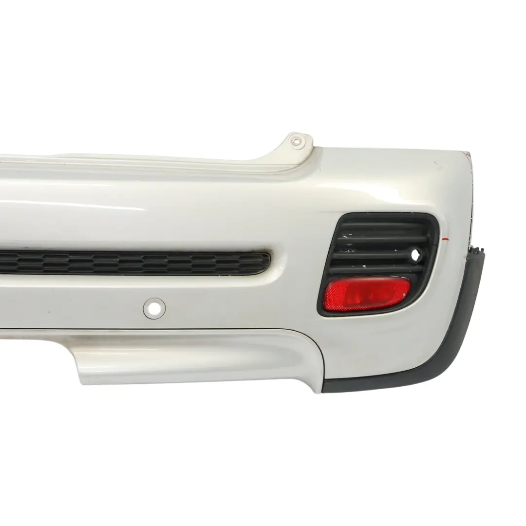 Paraurti Posteriore Mini R56 R57 R58 JCW PDC Aerokit White Silver Metallic - A62 per con numero di parte 0413367 Paraurti Posteriore Mini R56 R57 R58 JCW PDC Aerokit White Silver Metallic - A62 - SKU 0413367-WS - Numero di parte 0413367