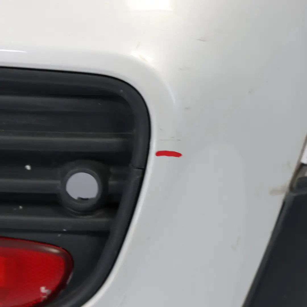 Parachoques Trasero Mini R56 R57 R58 JCW PDC Aerokit White Silver Metallic - A62 para con número de pieza 0413367 Parachoques Trasero Mini R56 R57 R58 JCW PDC Aerokit White Silver Metallic - A62 - SKU 0413367-WS - Número de pieza 0413367