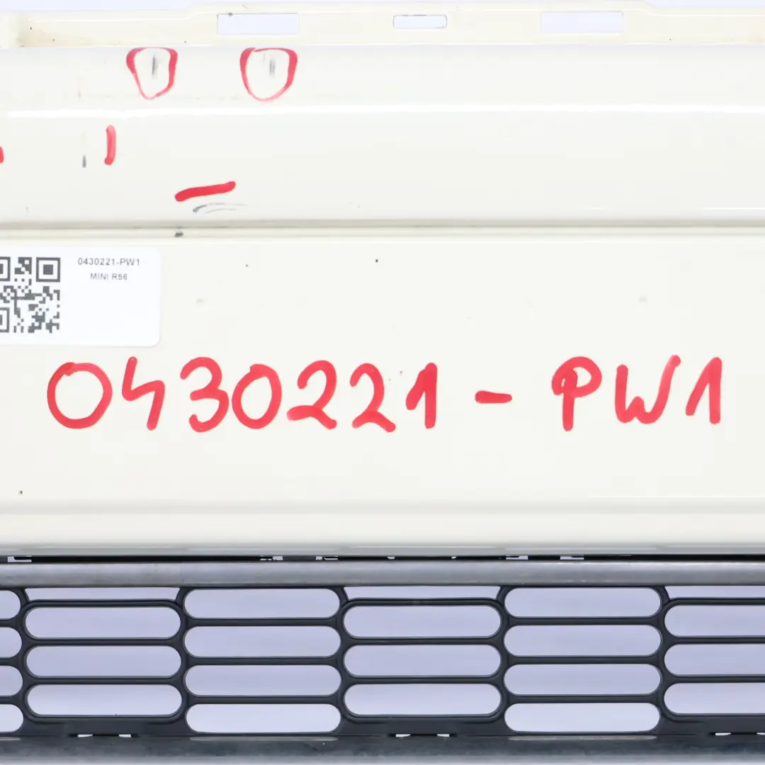 Zderzak Przedni Pepper White Biały - 850 do Mini R55 R56 o numerze 0430221 Mini R55 R56 Zderzak Przedni Pepper White Biały - 850 - SKU 0430221-PW1 - Numer Części 0430221