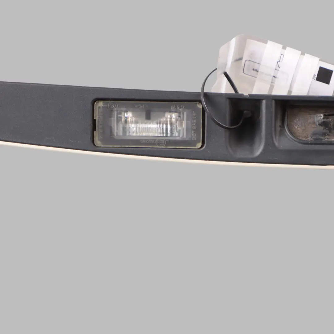 Boot Trunk Lid Grab Handle Tailgate Cover Panel Pepper White 40501452 to Mini R56 with Part number 0430312 Mini R56 Boot Trunk Lid Grab Handle Tailgate Cover Panel Pepper White 40501452 - SKU 0430312-PW1 - Part number 0430312