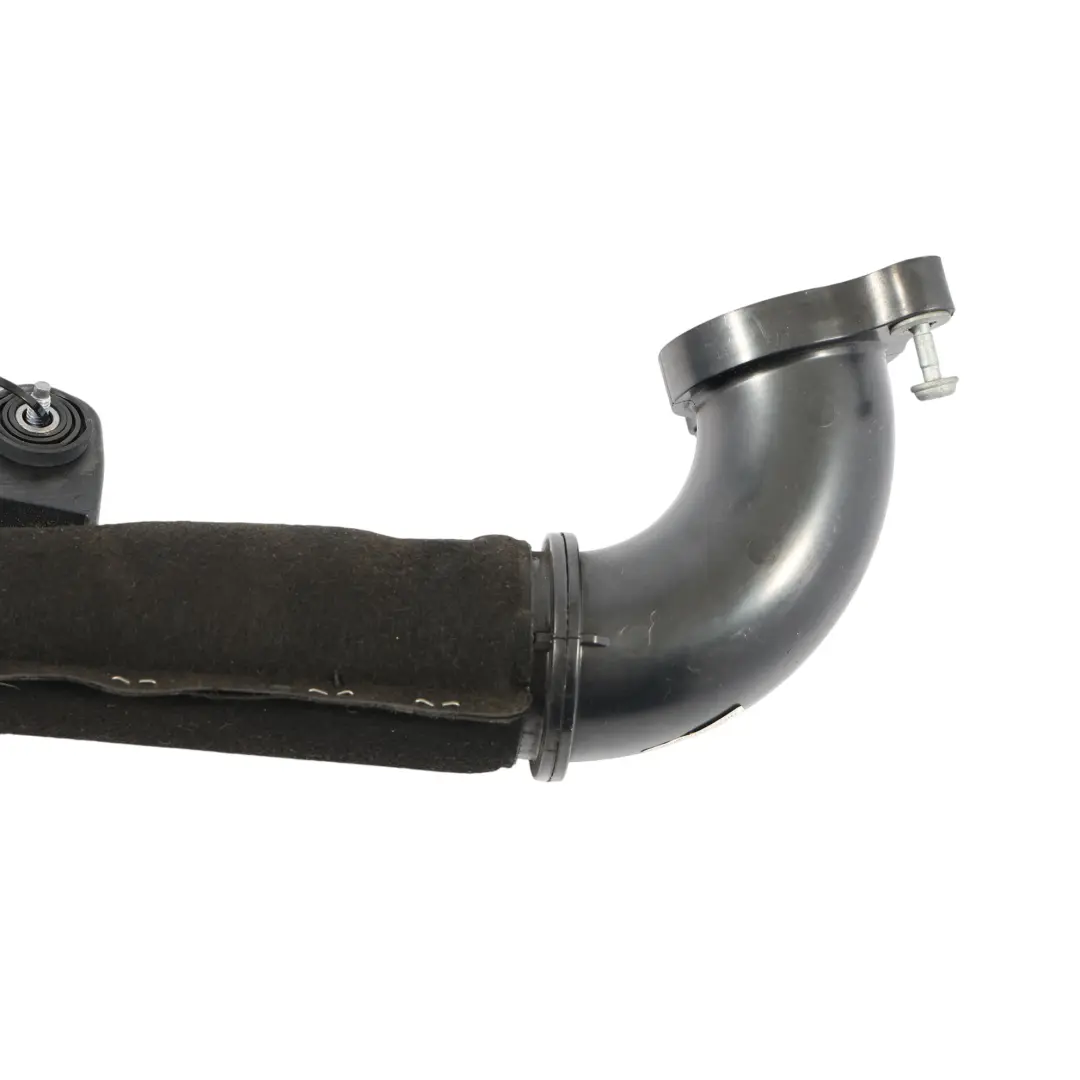 Tubo Flessibile Aspirazione Sovralimentazione per Audi A3 8V 2.0 TDI con numero di parte 04L145762AG Audi A3 8V 2.0 TDI Tubo Flessibile Aspirazione Sovralimentazione - SKU 04L145762AG - Numero di parte 04L145762AG