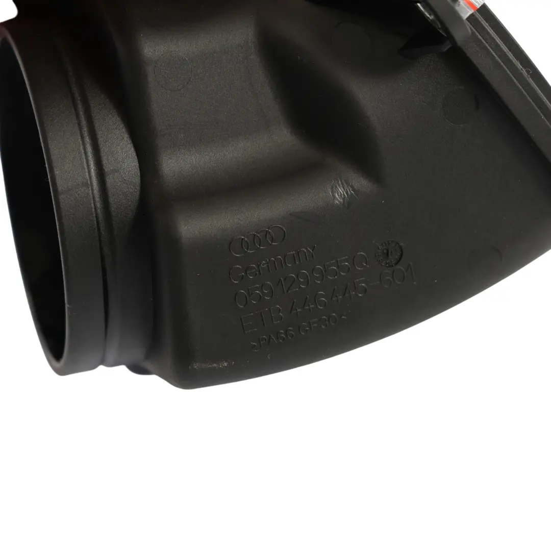 CGQB Conduit D'Admission D'Air pour Audi SQ5 8R 3.0 TDI à propos du numéro de pièce 059129955Q Audi SQ5 8R 3.0 TDI CGQB Conduit D'Admission D'Air - SKU 059129955Q - Numéro de pièce 059129955Q