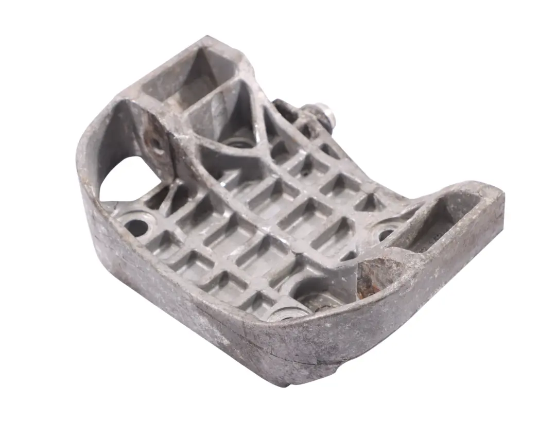 Alternator Generator Bracket Holder Support to Audi Q7 4L 3.0 TDI with Part number 059903143P Audi Q7 4L 3.0 TDI Alternator Generator Bracket Holder Support - SKU 059903143P - Part number 059903143P