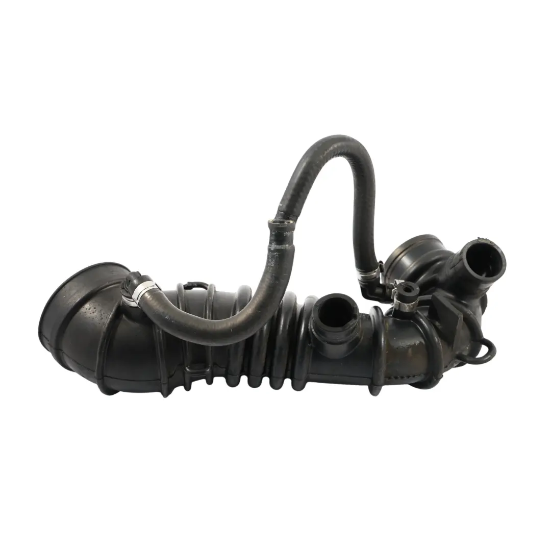 Essence Conduite Tuyau D'Admission Air Turbo pour Audi A4 B7 1.8 à propos du numéro de pièce 06B133356AH Audi A4 B7 1.8 Essence Conduite Tuyau D'Admission Air Turbo - SKU 06B133356AH - Numéro de pièce 06B133356AH