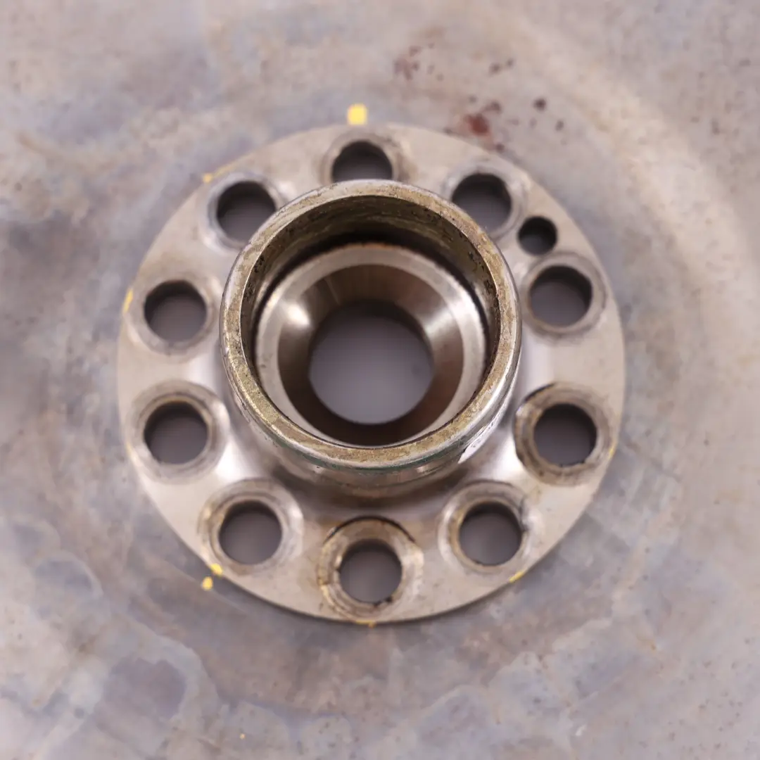 Bague De Volant Moteur Automatique Essence pour Audi A4 S4 B8 3.0 TFSI à propos du numéro de pièce 06E105323N Audi A4 S4 B8 3.0 TFSI Bague De Volant Moteur Automatique Essence - SKU 06E105323N - Numéro de pièce 06E105323N