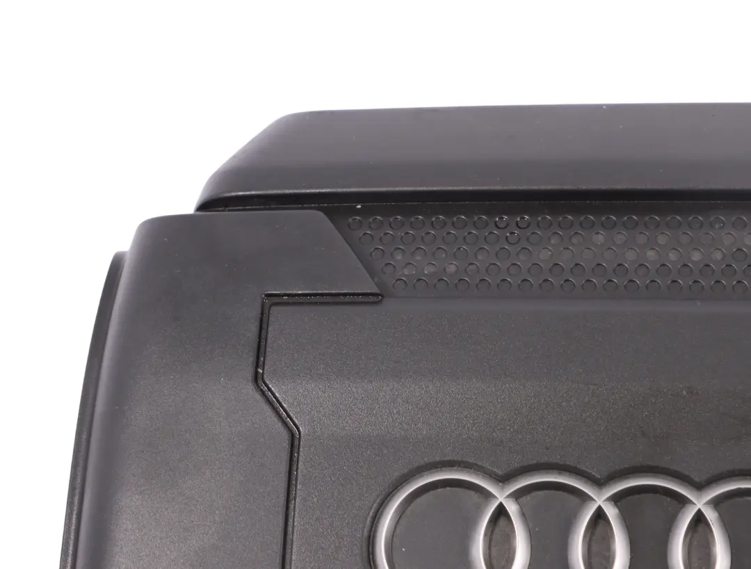 Benzinmotor Obere Abdeckung Panel Trim für Audi Q3 8U 2.0 TFSI mit Teilenummer 06K103925S Audi Q3 8U 2.0 TFSI Benzinmotor Obere Abdeckung Panel Trim - SKU 06K103925S - Teilenummer 06K103925S