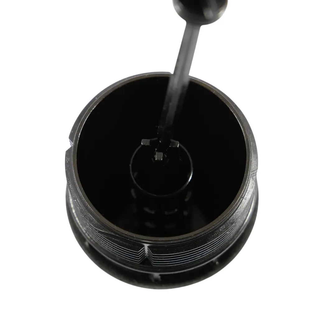 Ölfiltergehäuse Kappe Abdeckung Trim für Audi A3 S3 8V 1.8 2.0 TFSI mit Teilenummer 06L115408 Audi A3 S3 8V 1.8 2.0 TFSI Ölfiltergehäuse Kappe Abdeckung Trim - SKU 06L115408 - Teilenummer 06L115408