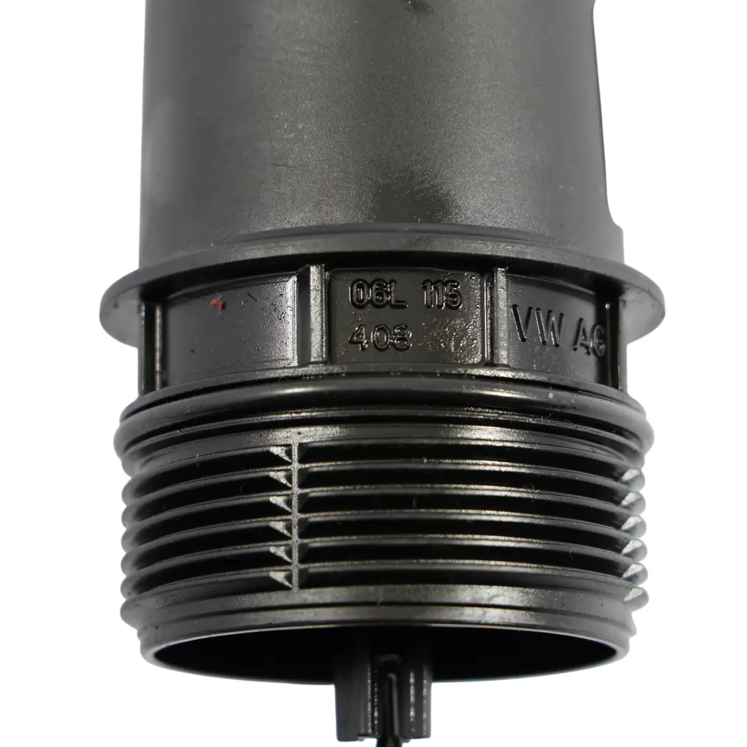 Tapa Del Filtro Aceite Tapa Embellecedora para Audi A3 S3 8V 1.8 2.0 TFSI con número de pieza 06L115408 Audi A3 S3 8V 1.8 2.0 TFSI Tapa Del Filtro Aceite Tapa Embellecedora - SKU 06L115408 - Número de pieza 06L115408