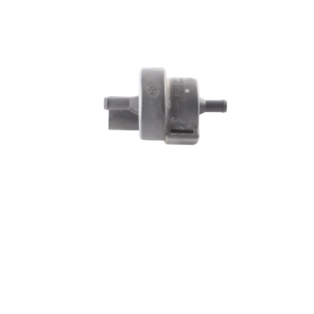 Audi TT 8N Válvula Solenoide Respiradero Depósito Combustible - SKU 077133517C - Número de pieza 077133517C
