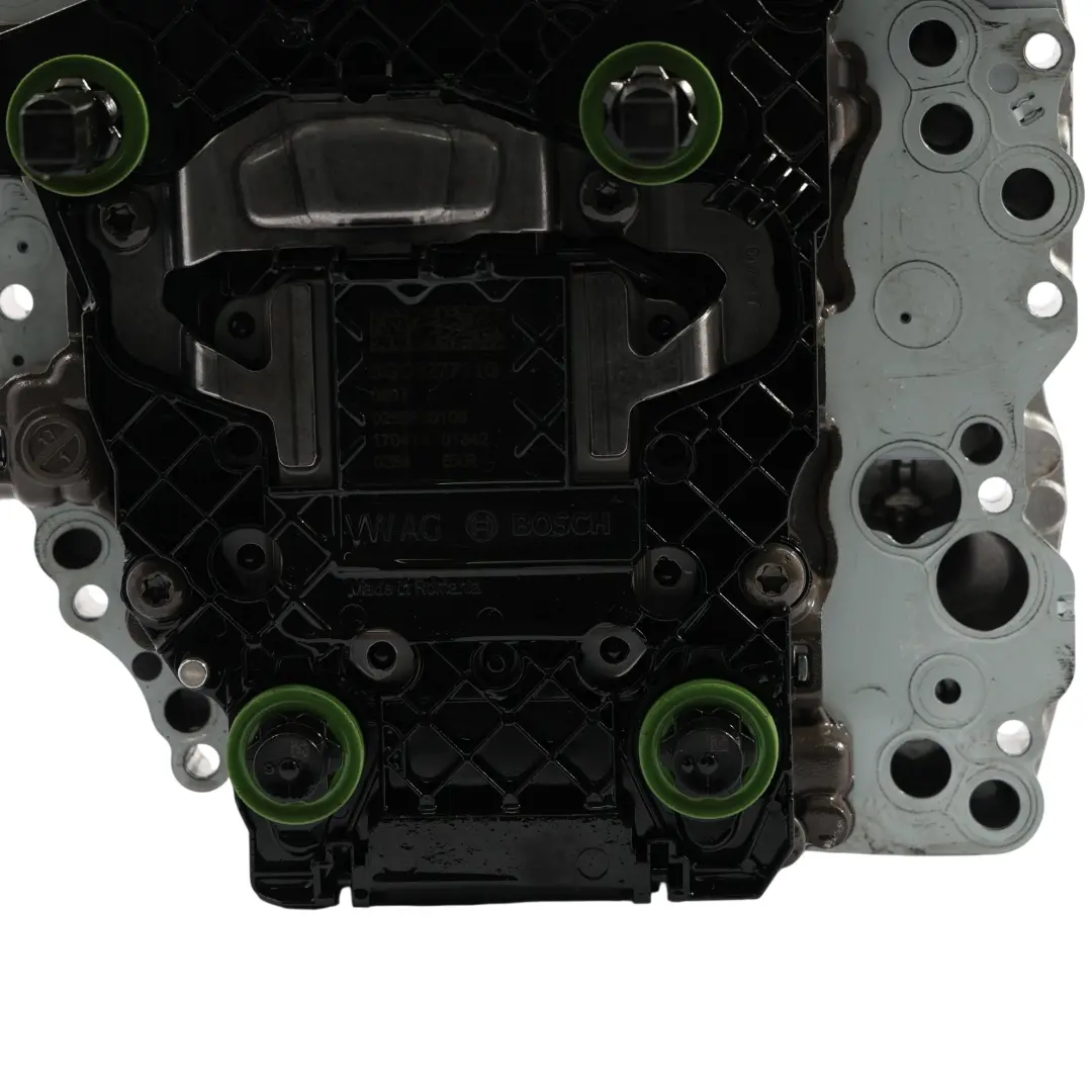 Transmission Gearbox SQK Mechatronic to Audi A3 8V 2.0 TFSI Automatic with Part number 0GC325025C Audi A3 8V 2.0 TFSI Automatic Transmission Gearbox SQK Mechatronic - SKU 0GC325025C - Part number 0GC325025C