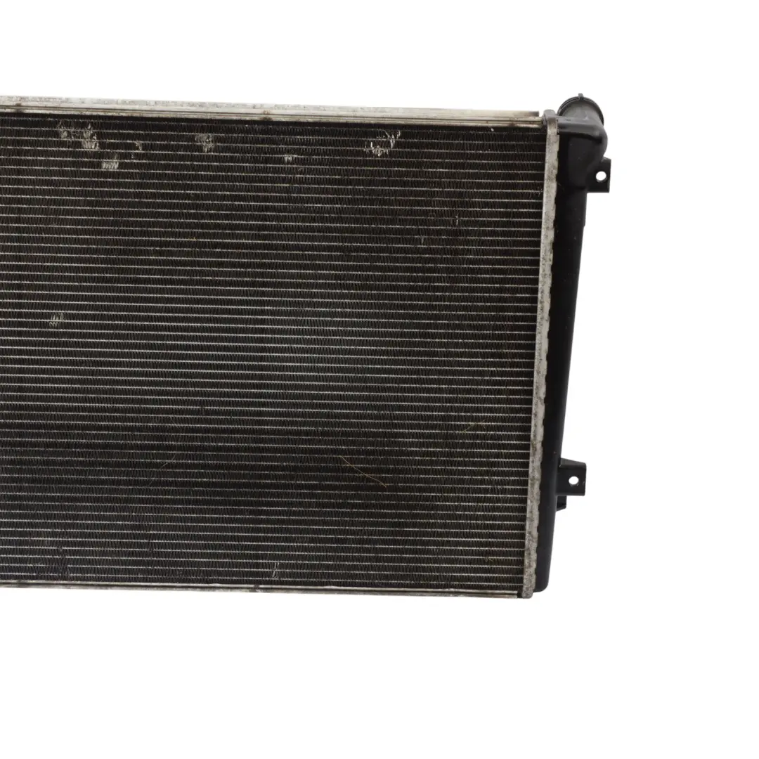 Radiador Refrigeración Agua Diesel 1.9 2.0 TDI para Audi A3 8P con número de pieza 1K0121251AK Audi A3 8P Radiador Refrigeración Agua Diesel 1.9 2.0 TDI - SKU 1K0121251AK - Número de pieza 1K0121251AK