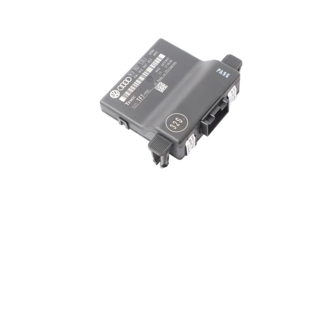 Body Gateway Module ECU Control Unit to Audi A3 8P with Part number 1K0907530J Audi A3 8P Body Gateway Module ECU Control Unit - SKU 1K0907530J - Part number 1K0907530J