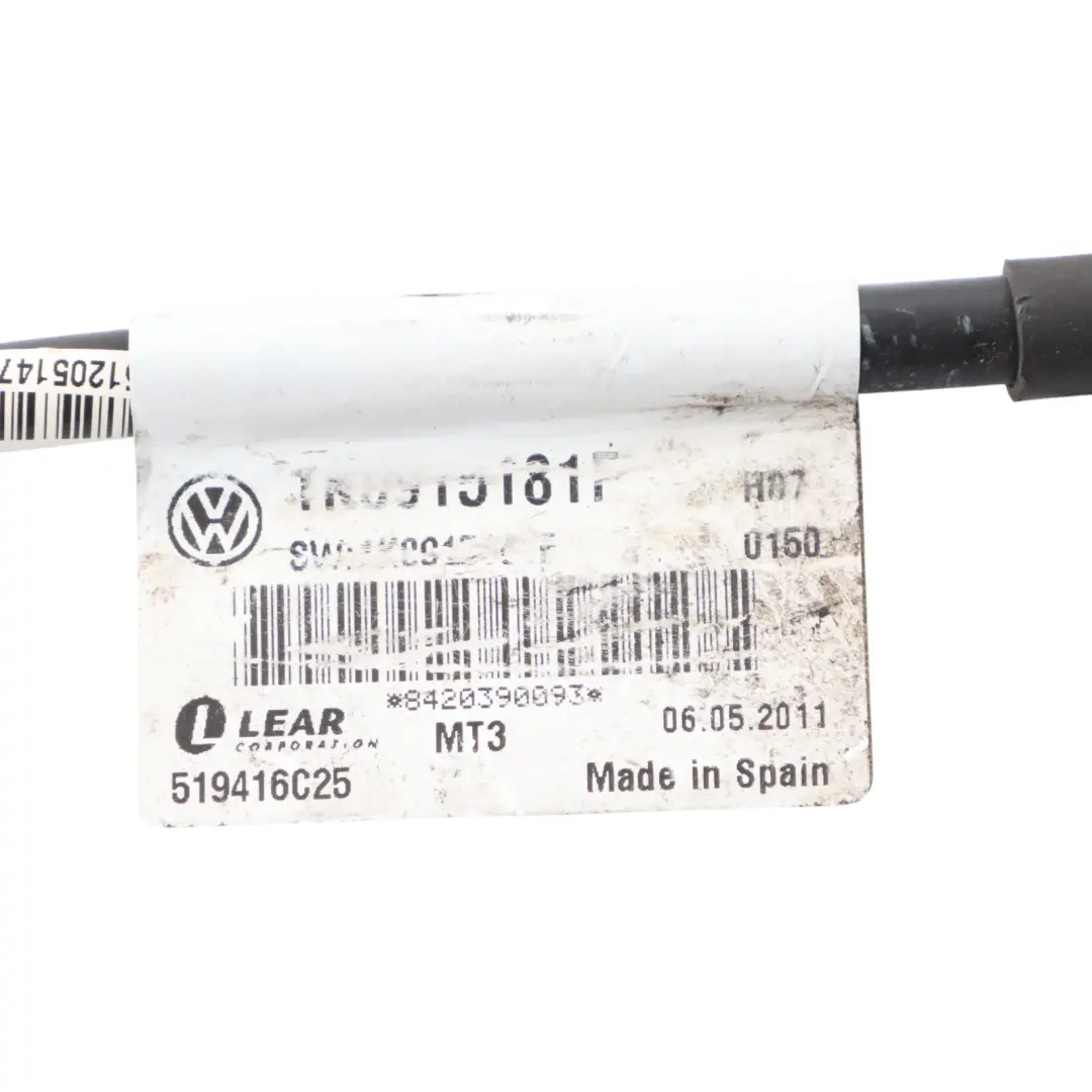 Negative Battery Terminal Cable Lead Wiring to Audi A3 8P Cabriolet with Part number 1K0915181F Audi A3 8P Cabriolet Negative Battery Terminal Cable Lead Wiring - SKU 1K0915181F - Part number 1K0915181F