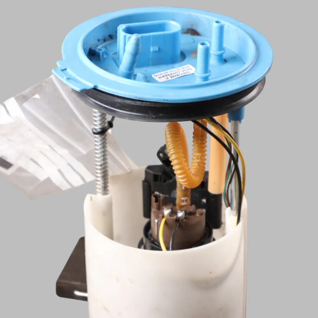 CDAA Sensore controllo livello pompa carburante Sender Unit per Audi TT 8J 1.8 TFSI con numero di parte 1K0919051DB Audi TT 8J 1.8 TFSI CDAA Sensore controllo livello pompa carburante Sender Unit - SKU 1K0919051DB - Numero di parte 1K0919051DB