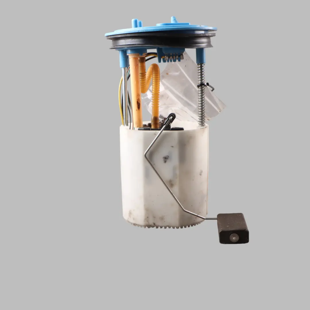 CDAA Kraftstoffpumpenfüllstandssensor Gebereinheit für Audi TT 8J 1.8 TFSI mit Teilenummer 1K0919051DB Audi TT 8J 1.8 TFSI CDAA Kraftstoffpumpenfüllstandssensor Gebereinheit - SKU 1K0919051DB - Teilenummer 1K0919051DB