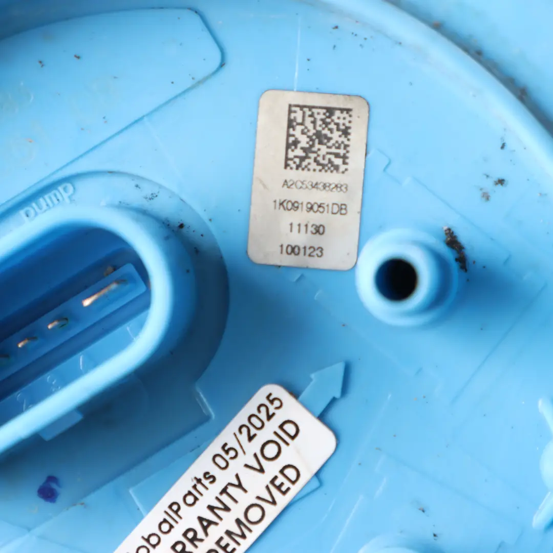 CDAA Kraftstoffpumpenfüllstandssensor Gebereinheit für Audi TT 8J 1.8 TFSI mit Teilenummer 1K0919051DB Audi TT 8J 1.8 TFSI CDAA Kraftstoffpumpenfüllstandssensor Gebereinheit - SKU 1K0919051DB - Teilenummer 1K0919051DB