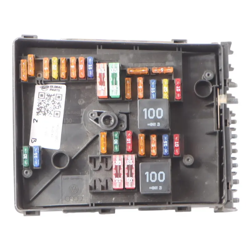 Boîte Fusibles Audi A3 8P Volkswagen Golf Mk5 Couvercle Garniture pour à propos du numéro de pièce 1K0937125C Boîte Fusibles Audi A3 8P Volkswagen Golf Mk5 Couvercle Garniture - SKU 1K0937125C - Numéro de pièce 1K0937125C