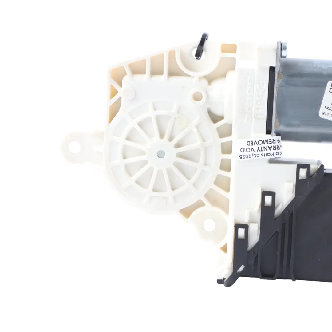 Mk5 Rear Door Window Lifter Motor Left N/S to VW Volkswagen Golf with Part number 1K0959703A VW Volkswagen Golf Mk5 Rear Door Window Lifter Motor Left N/S - SKU 1K0959703A - Part number 1K0959703A