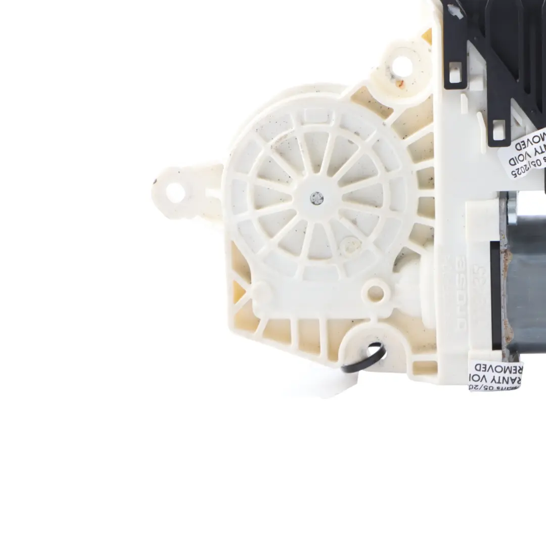 Mk5 Rear Door Window Lifter Motor Right O/S to Volkswagen Golf with Part number 1K0959704AL Volkswagen Golf Mk5 Rear Door Window Lifter Motor Right O/S - SKU 1K0959704AL - Part number 1K0959704AL