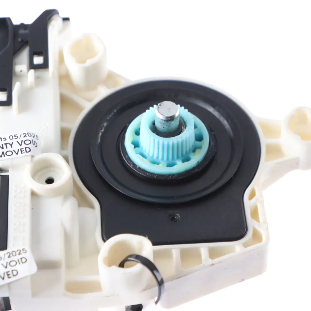 Mk5 Rear Door Window Lifter Motor Right O/S to Volkswagen Golf with Part number 1K0959704AL Volkswagen Golf Mk5 Rear Door Window Lifter Motor Right O/S - SKU 1K0959704AL - Part number 1K0959704AL