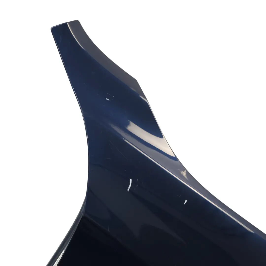 Parafango Anteriore Destro Laterale Tiefseeblau Blu - A76 per BMW X1 E84 con numero di parte 2993156 BMW X1 E84 Parafango Anteriore Destro Laterale Tiefseeblau Blu - A76 - SKU 2993156-DSB1 - Numero di parte 2993156