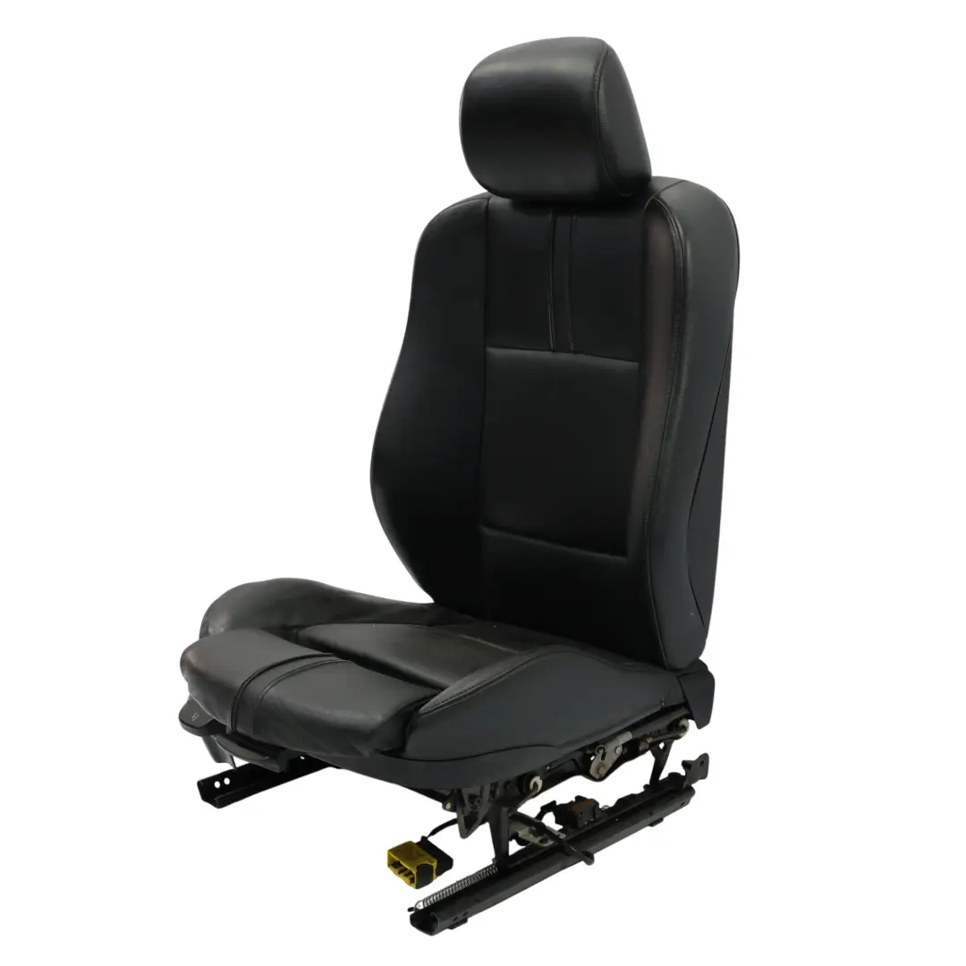Sedile Anteriore Interno Pelle Destro Ambiente Nero per BMW X3 E83 M Sport con numero di parte 3412172 BMW X3 E83 M Sport Sedile Anteriore Interno Pelle Destro Ambiente Nero - SKU 3412172-7 - Numero di parte 3412172