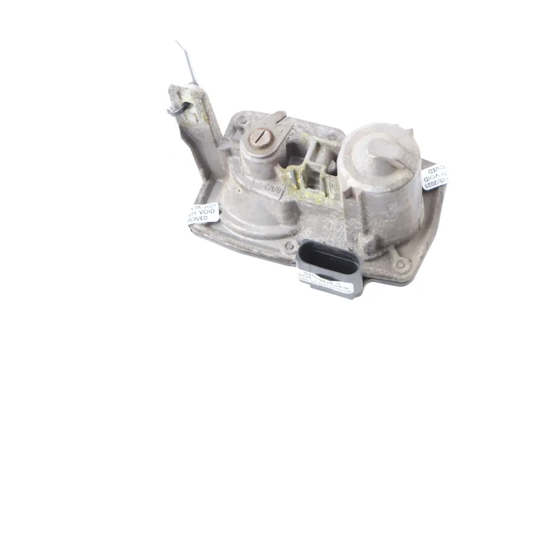 Exhaust Actuator Valve Audi A4 B8 A5 8T A6 C7 2.0 Diesel Control Unit to with Part number 3QO253691F Exhaust Actuator Valve Audi A4 B8 A5 8T A6 C7 2.0 Diesel Control Unit - SKU 3Q0253691F - Part number 3QO253691F