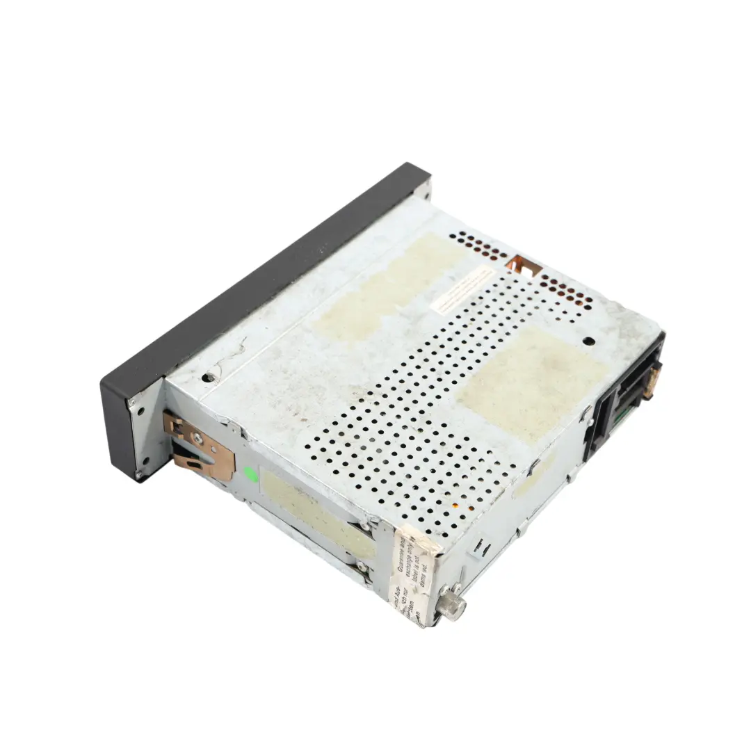 8N Autoradio Stéréo Chorus pour Audi TT à propos du numéro de pièce 4B0057186PX Audi TT 8N Autoradio Stéréo Chorus - SKU 4B0057186PX-1 - Numéro de pièce 4B0057186PX