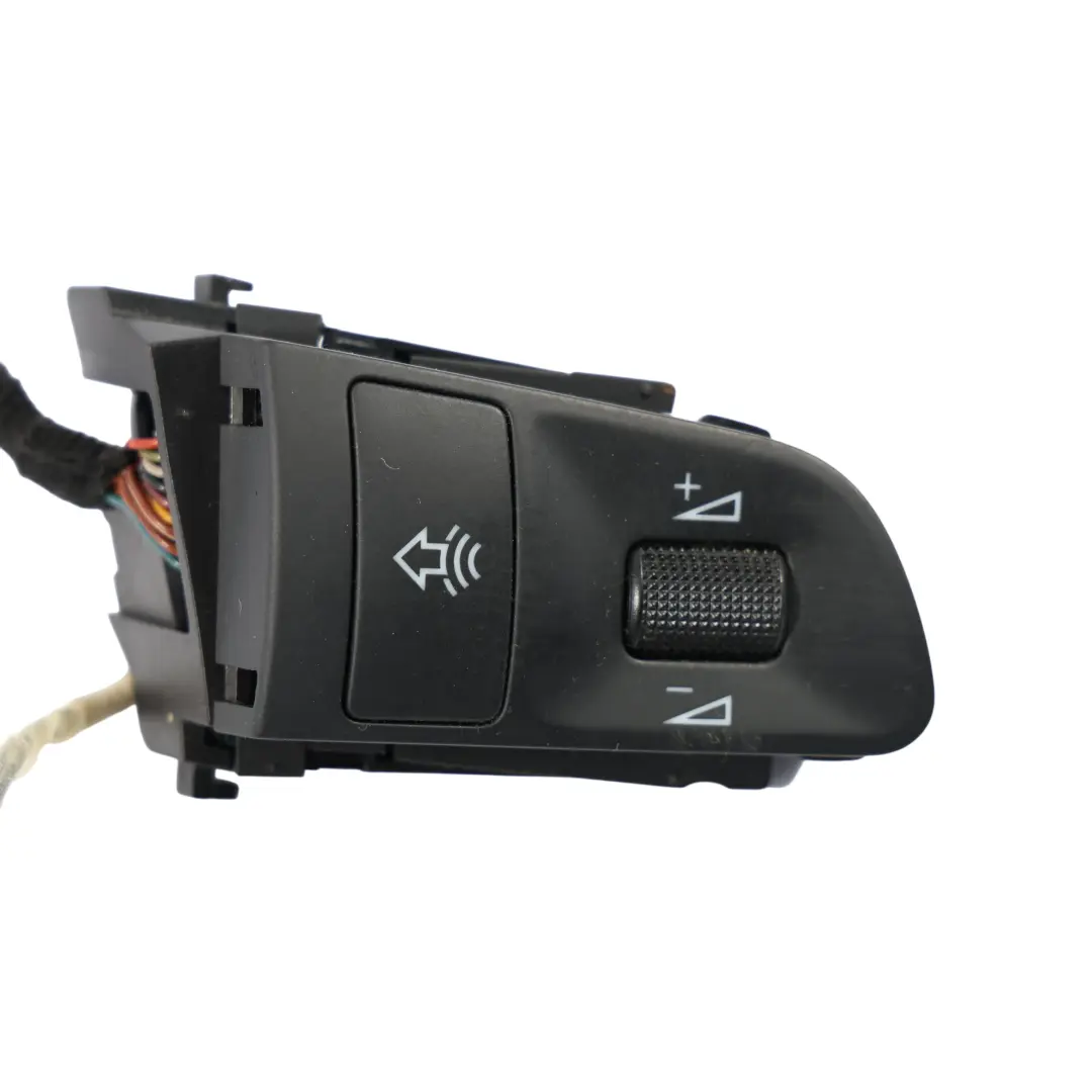 Botón Control Interruptores Set D para Audi A4 B7 Volante con número de pieza 4F0951527 Audi A4 B7 Volante Botón Control Interruptores Set D - SKU 4F0951527 - Número de pieza 4F0951527