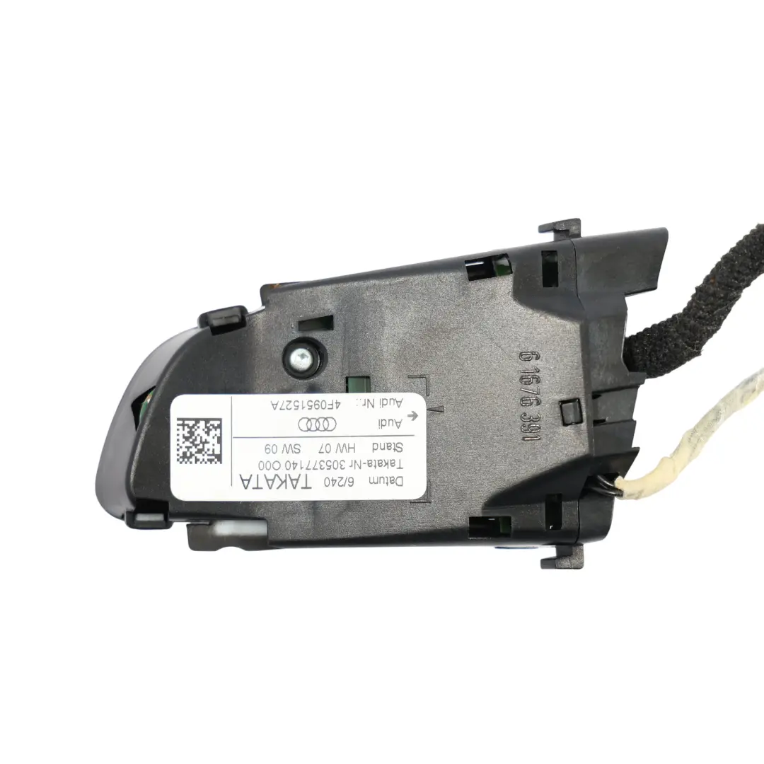 Steering Wheel Button Control Multifunction Switches Set to Audi A4 B7 with Part number 4F0951527 Audi A4 B7 Steering Wheel Button Control Multifunction Switches Set - SKU 4F0951527 - Part number 4F0951527