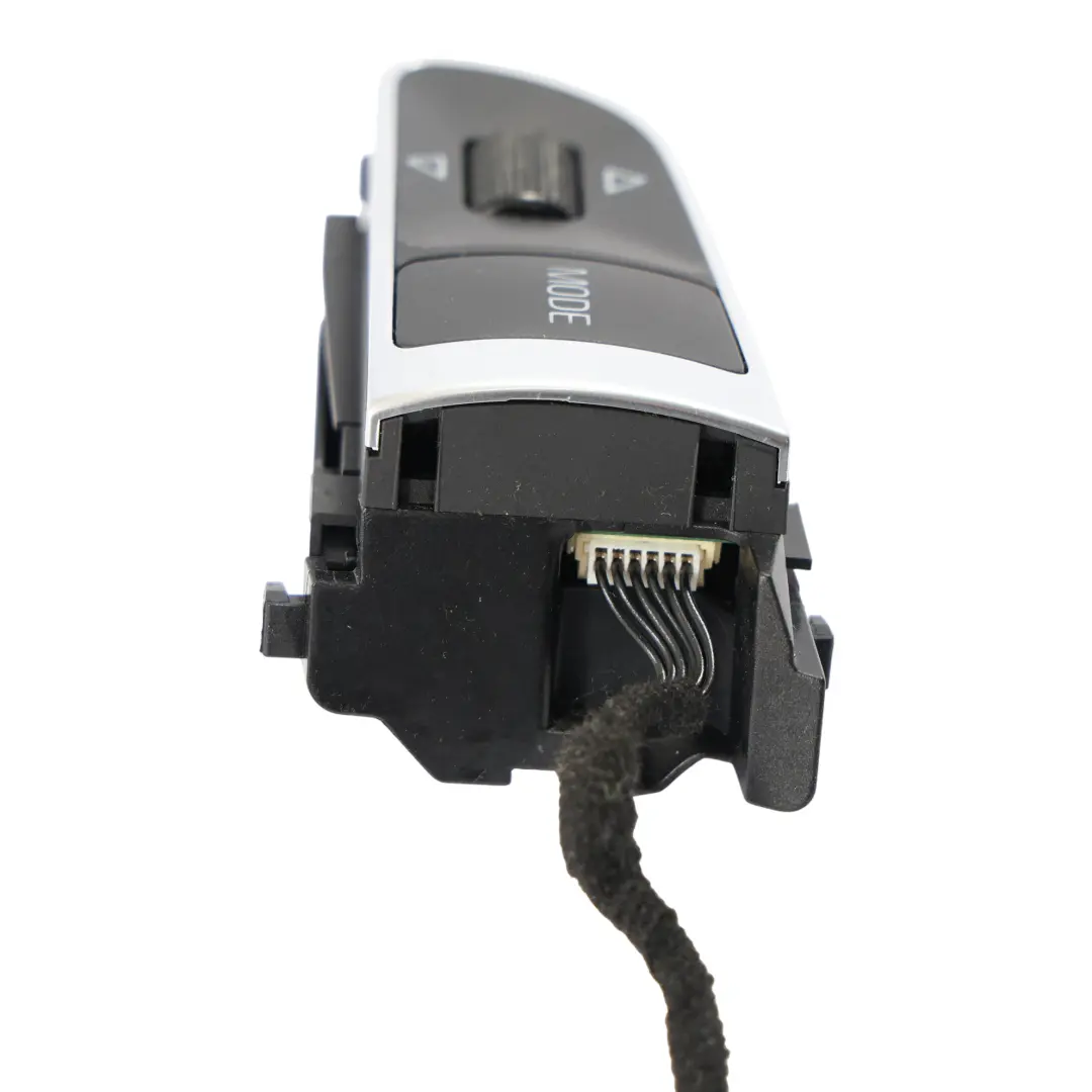 Audi A3 8P Ensemble De Boutons Multifonctions De Commande Au Volant 4E0951527AD - SKU 4F0951527AE - Numéro de pièce 4F0951527AE