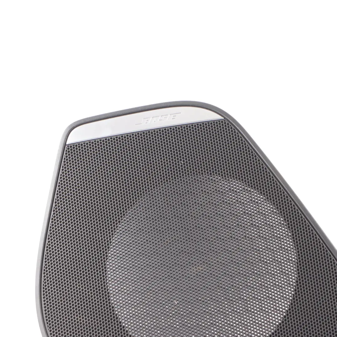 Copertura Altoparlante Portiera Posteriore BOSE Destro per Audi A6 C7 con numero di parte 4G0035436A Audi A6 C7 Copertura Altoparlante Portiera Posteriore BOSE Destro - SKU 4G0035436A - Numero di parte 4G0035436A