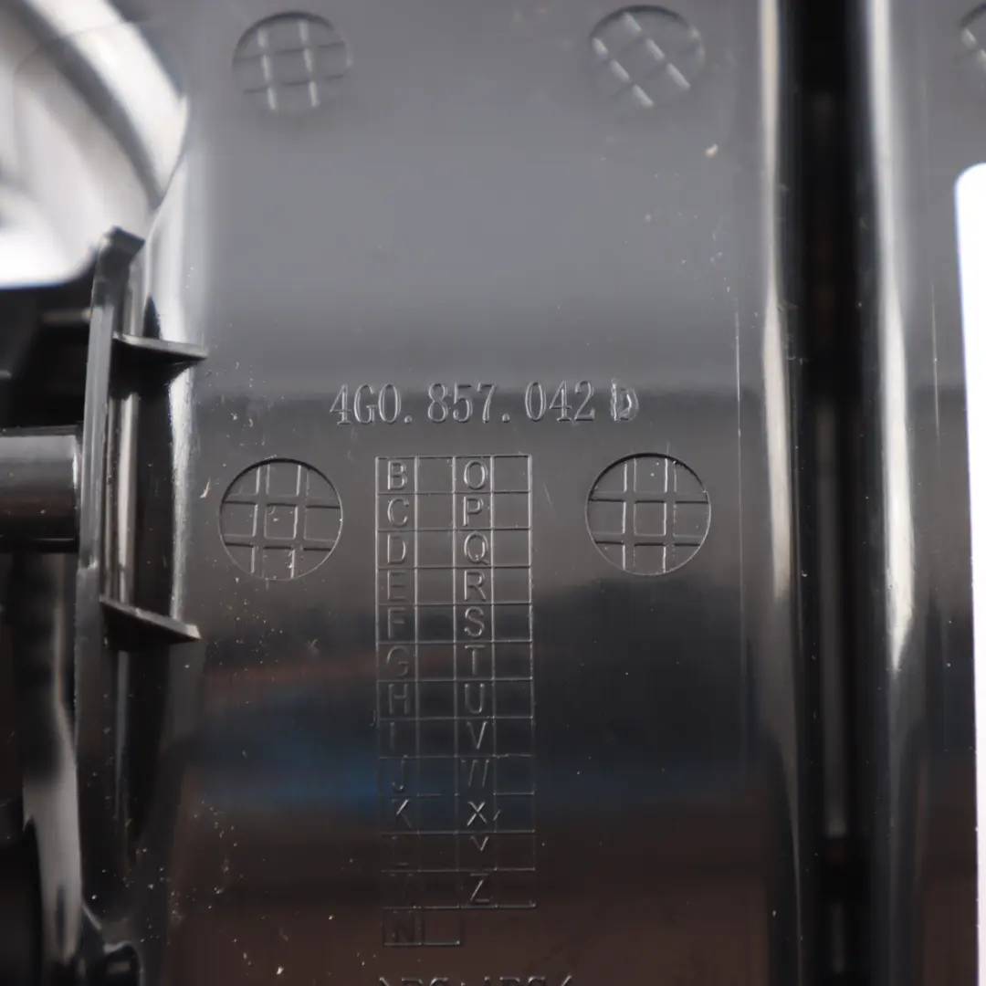 Audi A6 RS6 C7 Console Centrale Bocchetta Condotto Aria Ventilazione - SKU 4G0857042D - Numero di parte 4G0857042D