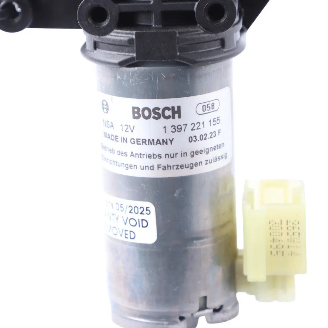 4M Rear Tailgate Electric Lift Motor Actuator Left N/S to Audi Q7 with Part number 4M0827852C Audi Q7 4M Rear Tailgate Electric Lift Motor Actuator Left N/S - SKU 4M0827852C - Part number 4M0827852C