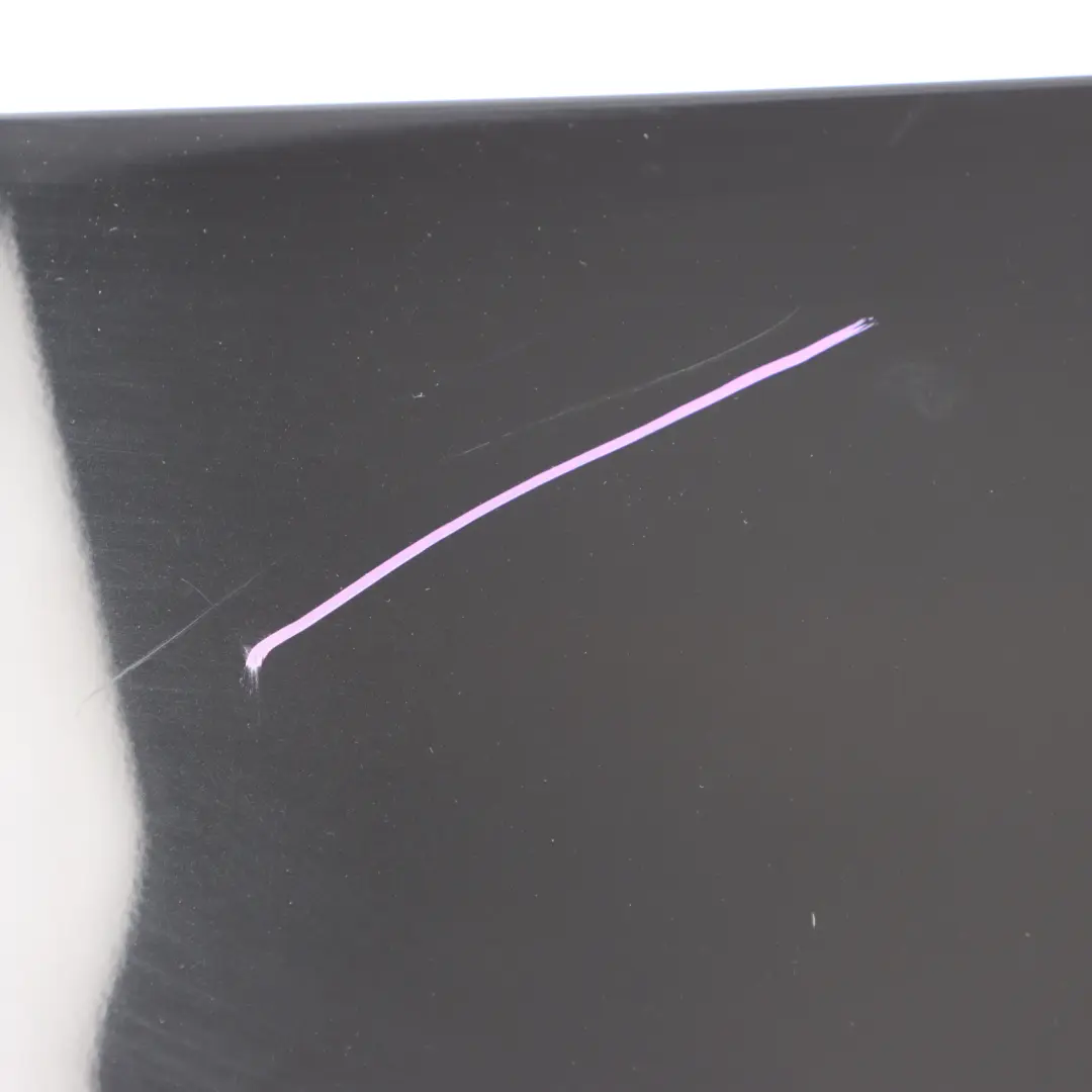 4M Rear Spoiler Tailgate Lid Brake Light Mythical Black Metallic - Y9T to Audi Q7 with Part number 4M0827933A Audi Q7 4M Rear Spoiler Tailgate Lid Brake Light Mythical Black Metallic - Y9T - SKU 4M0827933A-MYB - Part number 4M0827933A