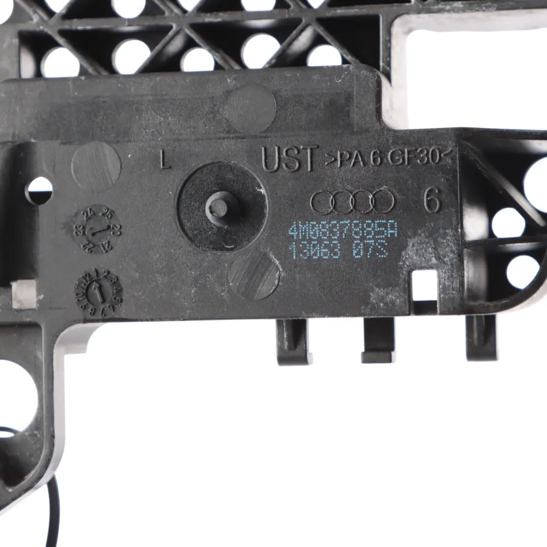 4M Poignée Extérieure De Porte Arrière Gauche pour Audi Q7 à propos du numéro de pièce 4M0837885A Audi Q7 4M Poignée Extérieure De Porte Arrière Gauche - SKU 4M0837885A - Numéro de pièce 4M0837885A