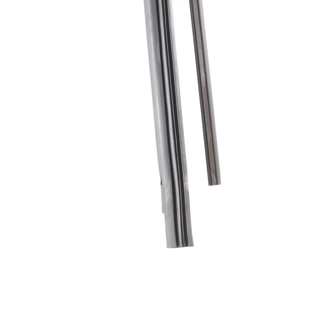 4M Joint D'Étanchéité Vitre Arrière Droite Côté Conducteur pour Audi Q7 à propos du numéro de pièce 4M0839432B Audi Q7 4M Joint D'Étanchéité Vitre Arrière Droite Côté Conducteur - SKU 4M0839432B - Numéro de pièce 4M0839432B