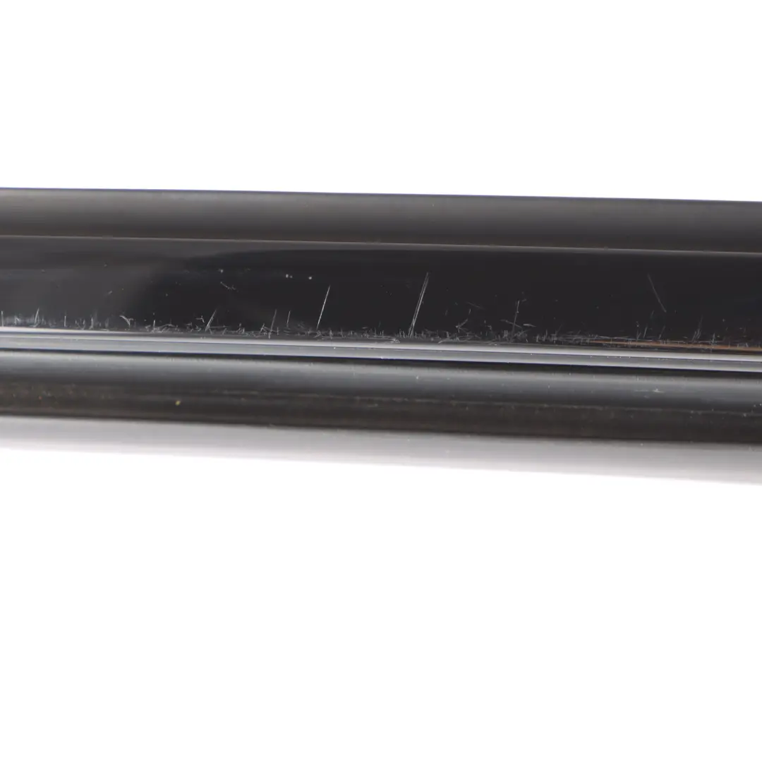 4M Window Seal Door Rear Right O/S Sealing Gasket Strip to Audi Q7 with Part number 4M0839432B Audi Q7 4M Window Seal Door Rear Right O/S Sealing Gasket Strip - SKU 4M0839432B - Part number 4M0839432B