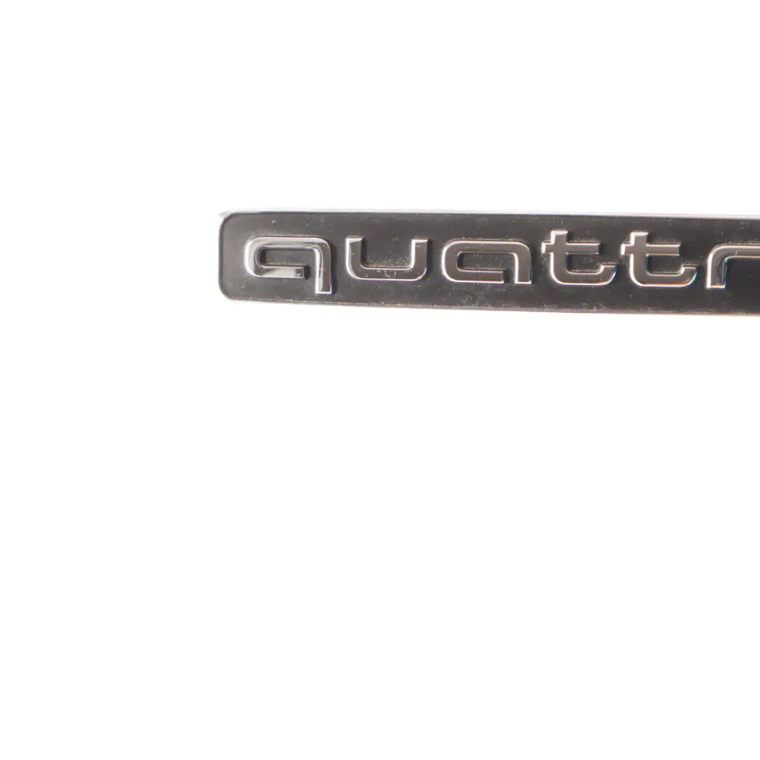 4M Logo Emblème Quattro Hayon Arrière pour Audi Q7 à propos du numéro de pièce 4M0853737 Audi Q7 4M Logo Emblème Quattro Hayon Arrière - SKU 4M0853737 - Numéro de pièce 4M0853737