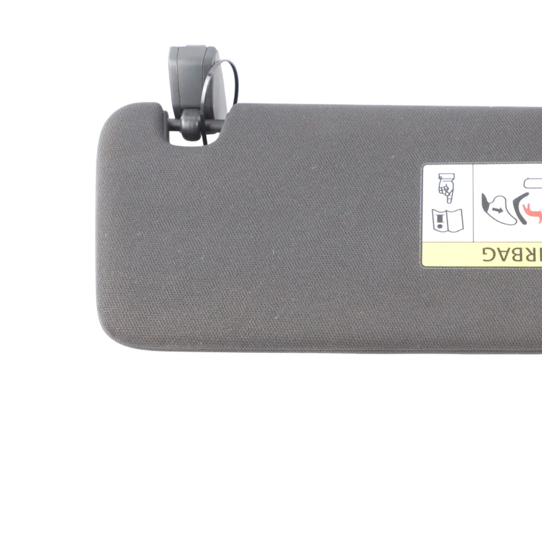 4M Osłona Przeciwsłoneczna Lewy Przód Soul Black Czarna do Audi Q7 o numerze 4M0857551R Audi Q7 4M Osłona Przeciwsłoneczna Lewy Przód Soul Black Czarna - SKU 4M0857551R - Numer Części 4M0857551R