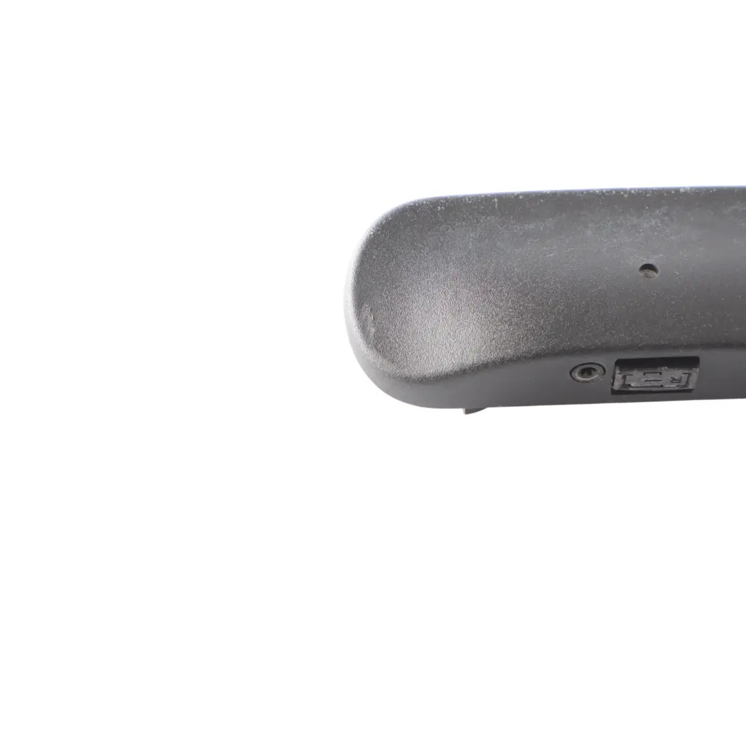 4M Windscreen Washer Fluid Jet Nozzle Spray to Audi Q7 with Part number 4M0955988 Audi Q7 4M Windscreen Washer Fluid Jet Nozzle Spray - SKU 4M0955988 - Part number 4M0955988