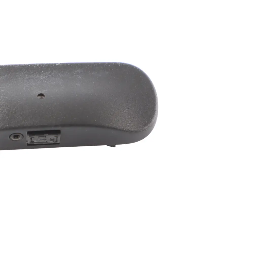 4M Windscreen Washer Fluid Jet Nozzle Spray to Audi Q7 with Part number 4M0955988 Audi Q7 4M Windscreen Washer Fluid Jet Nozzle Spray - SKU 4M0955988 - Part number 4M0955988