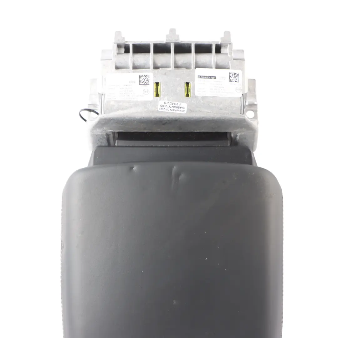 4M Front Armrest Centre Console Arm Rest Cover Leather Black to Audi Q7 with Part number 4M8864207K Audi Q7 4M Front Armrest Centre Console Arm Rest Cover Leather Black - SKU 4M8864207K - Part number 4M8864207K