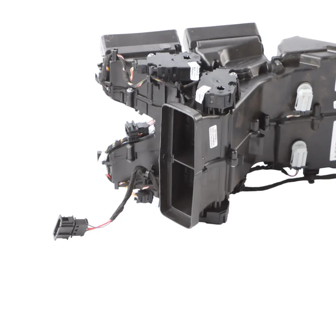 Heater Matrix Box Audi Q7 Q8 4M Rear Blower Motor Fan Coolant Unit 4M0819351A to with Part number 4N0820329A Heater Matrix Box Audi Q7 Q8 4M Rear Blower Motor Fan Coolant Unit 4M0819351A - SKU 4N0820329A - Part number 4N0820329A