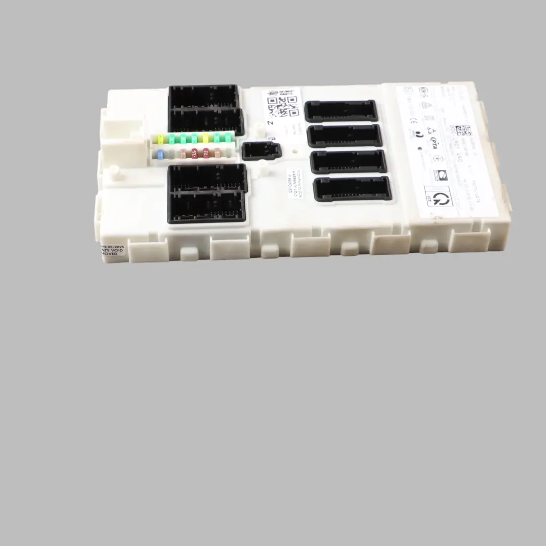 Body Control Unit Basic Module BCM to Mini Cooper One F54 F60 with Part number 5A0BB70 Mini Cooper One F54 F60 Body Control Unit Basic Module BCM - SKU 5A0BB70 - Part number 5A0BB70